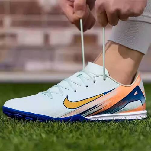 耐克VAPOR16TF碎钉足球鞋