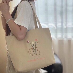 日韩复古文艺刺绣花朵通勤单肩帆布包日常休闲百搭学生手提托特包