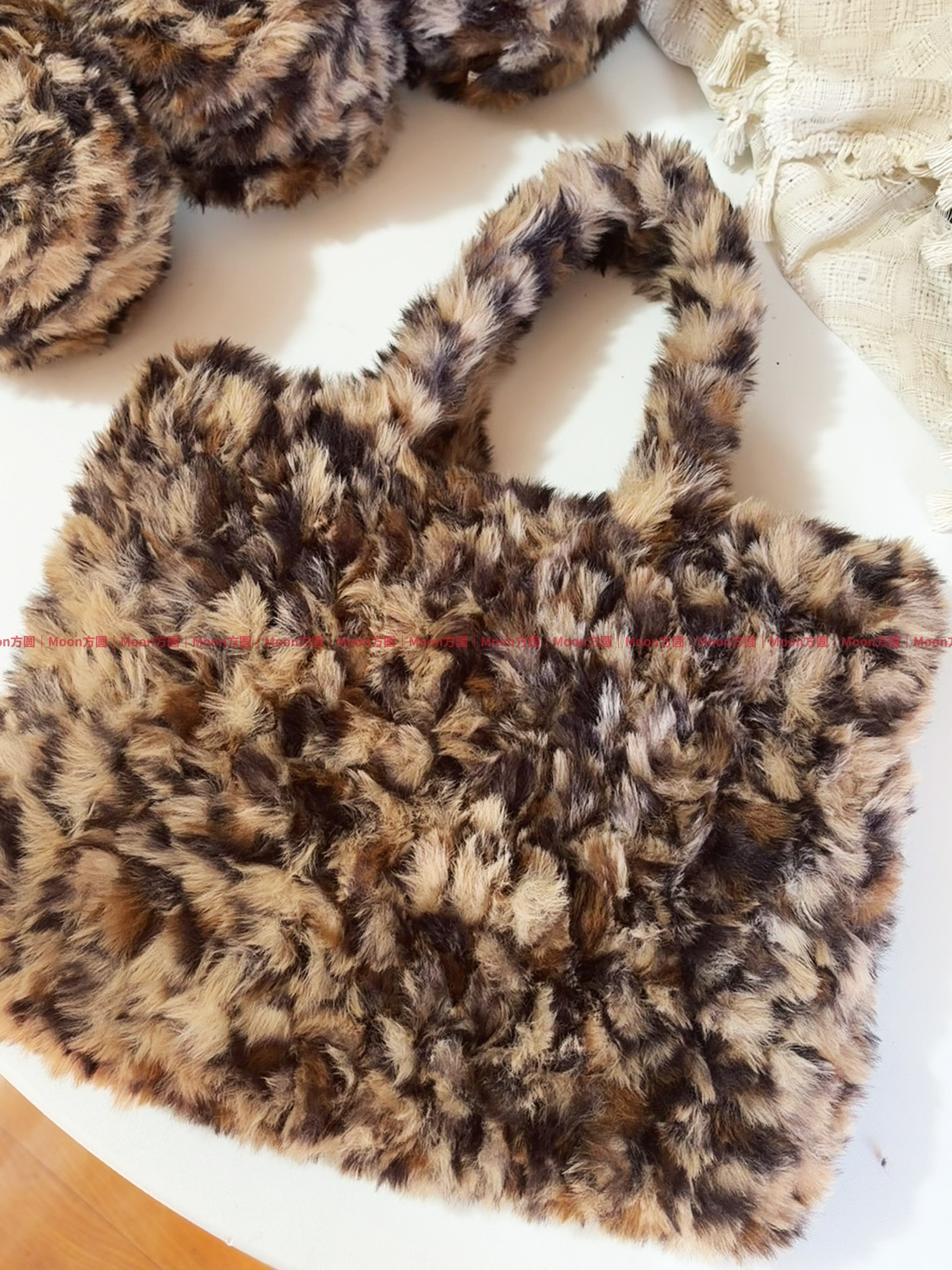 Moon方圆秋冬皮草线100克一卷豹纹皮草绒绒线围巾包包手工毛线附,服饰配件/皮带/帽子/围巾,DIY编织材料包,淘宝优惠券,粉丝福利购,淘宝优惠卷