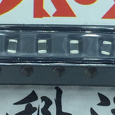 PTC压敏电阻 CT0805K25G 25V 0805 EPCOS B72510T250K62