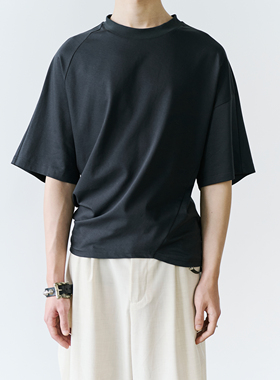 GRAINMUSTARD 「Bias-Cut T-Shirt」 斜裁落肩纯色圆领短袖T恤