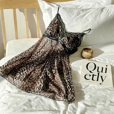 訫心性感蕾丝豹纹虎纹透明吊带裙