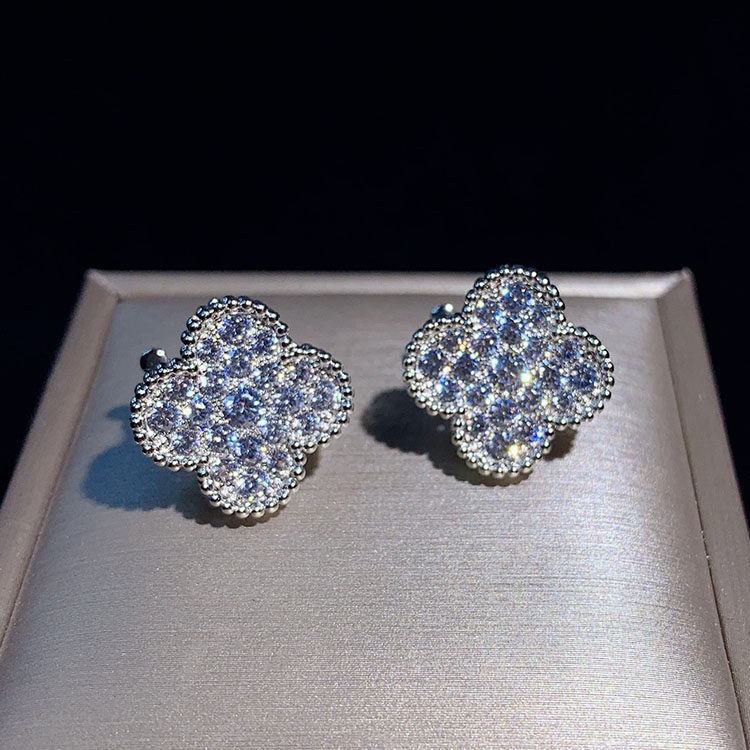 独特设计单花耳钉满钻耳拍耳环女锆钻百搭气质简约耳饰品防过敏,饰品/流行首饰/时尚饰品新,耳钉,淘宝优惠券,粉丝福利购,淘宝优惠卷