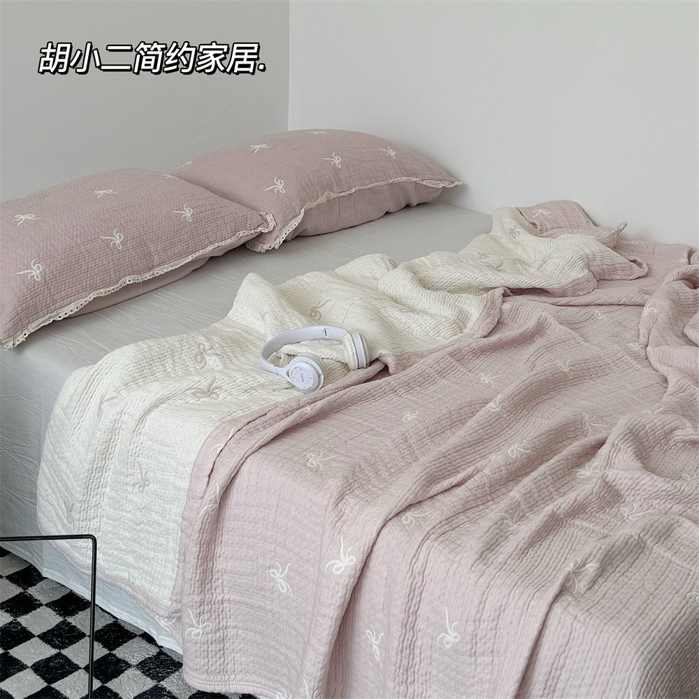 粉色少女心蝴蝶结莱赛尔天丝盖毯