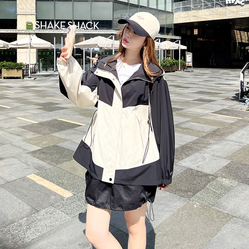 现货 秋季 流行冲锋衣外套女上衣 QD2401款P145K208图片