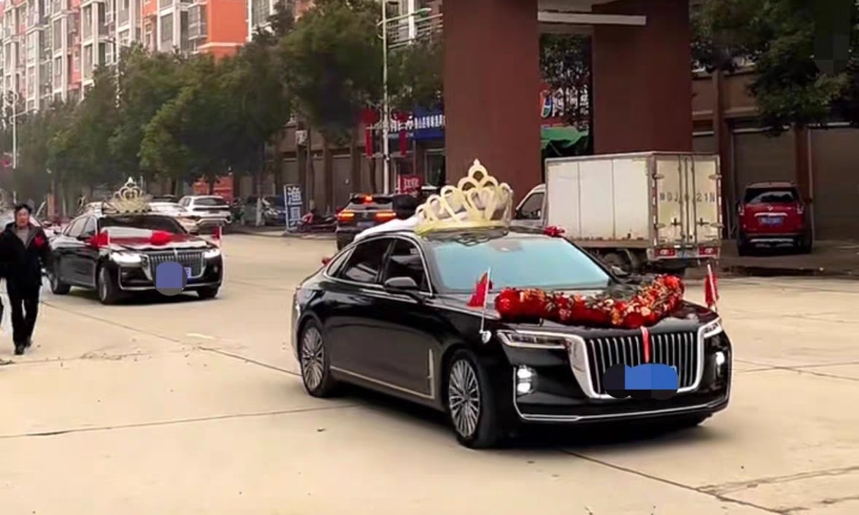 蚌埠地区婚车出租婚车租赁 红旗H9车队 价格便宜 车况好服务到位