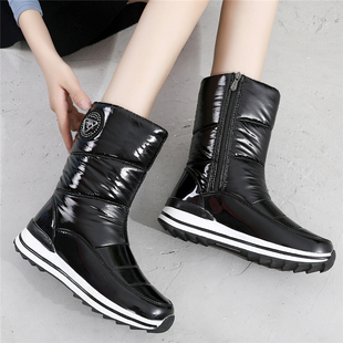 百搭中筒漆皮棉鞋 新款 东北加厚保暖棉靴冬季 防水防滑女雪地靴 包邮