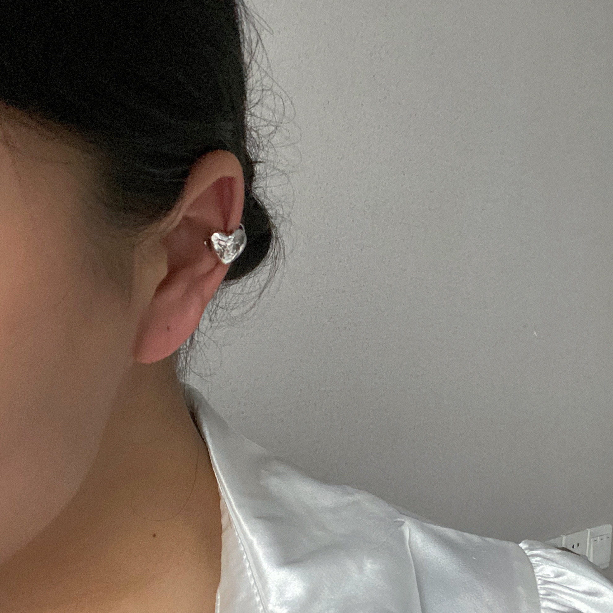 chic法式时髦亚金复古风爱心耳饰