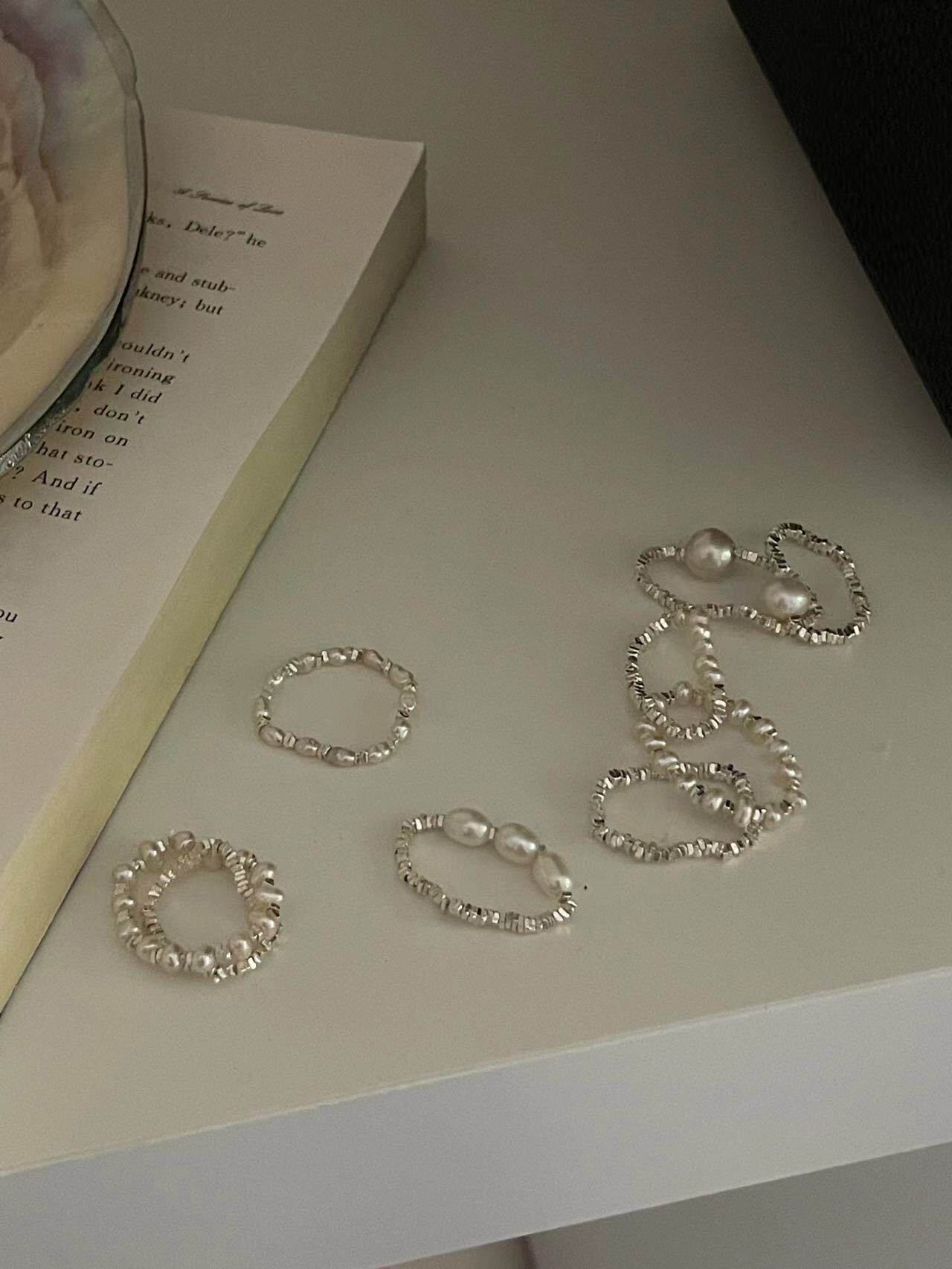 s925银碎银珍珠戒指日常百搭叠。