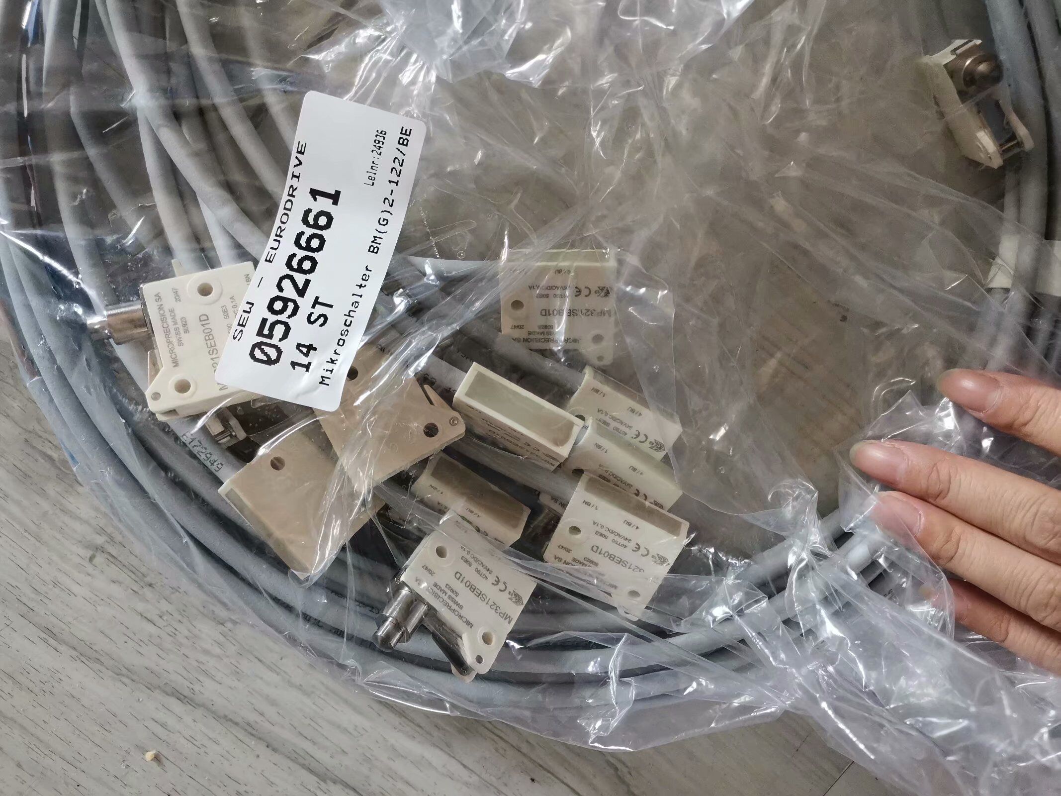 IAD-18MG50B5接近开关KLASCHKA