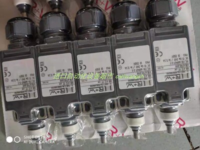 618.6740.644行程开关R+W