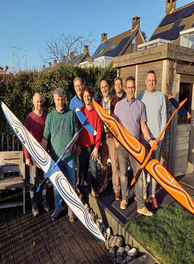 Wazzup2.5米滑翔机TJIRC 山坡复材机电动滑翔机遥控飞机航空模型