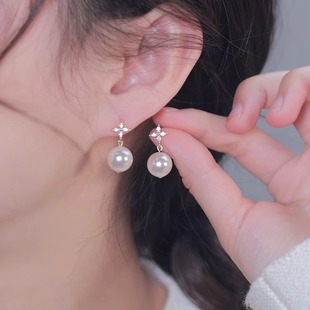 四叶草/灵动正圆无暇超亮珍珠气质日常百搭精致礼物女耳饰耳钉