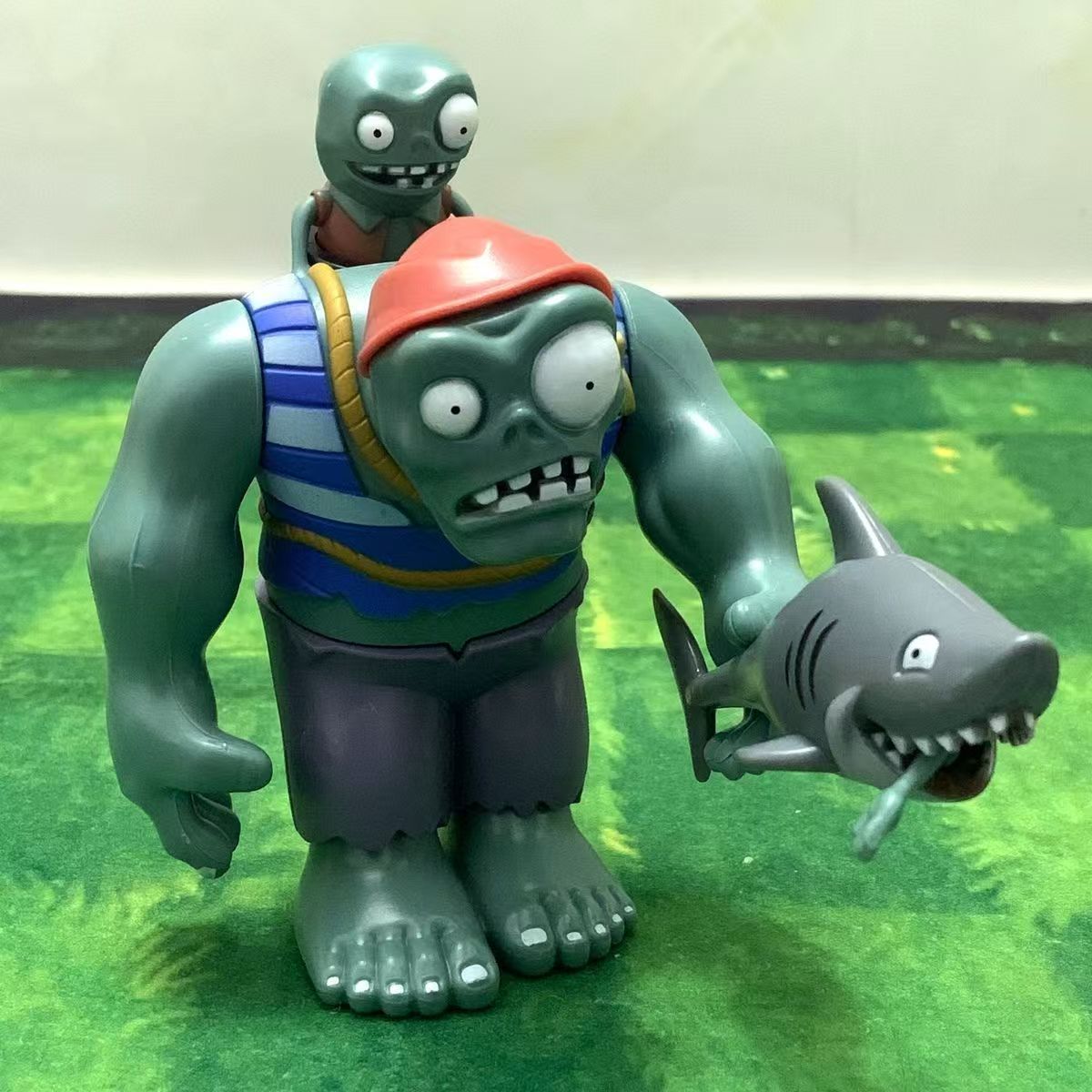 正版植物大战僵尸玩具鲨鱼巨人海盗巨人僵尸男女孩儿童手办单个只