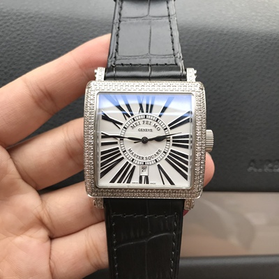 法穆兰方型罗马真皮男表