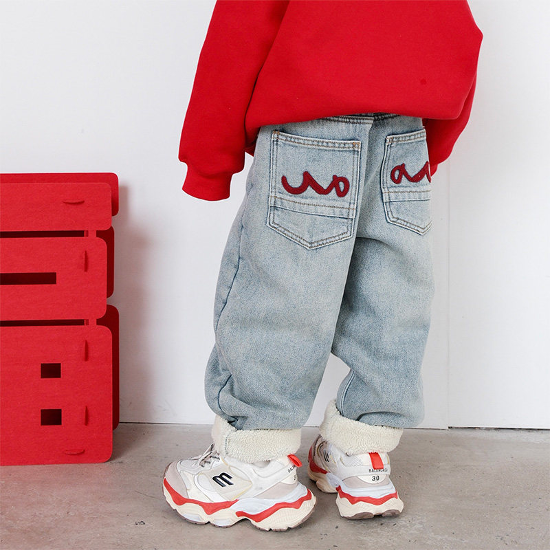男童加绒裤子中大童老爹裤儿童新年款一条过冬浅色萝卜牛仔裤