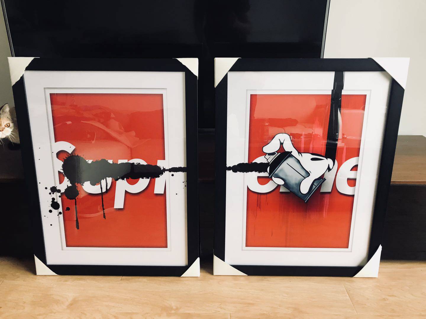 恶搞supreme喷漆现代装饰画