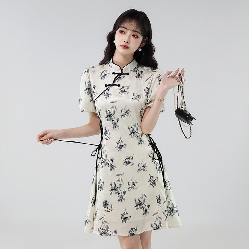 新中式国风连衣裙女夏季2026新款盘扣小个子水墨画气质改良旗袍裙