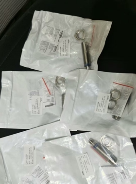 原装正品施耐德接近开关XS618B1NAM12