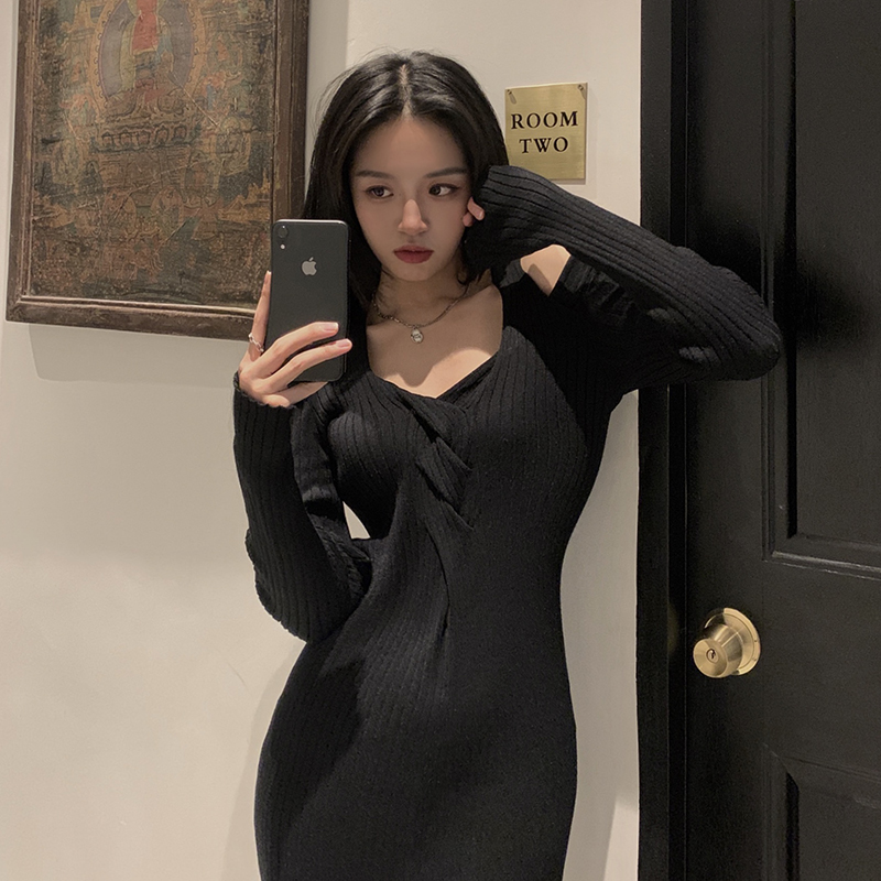 Real auction and real price 2020 new care machine pit strip slim mid length knitted dress for women autumn and winter