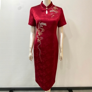 2025新款气质喜妈妈订婚宴提花醋酸缎连衣裙新中式礼服婚庆装