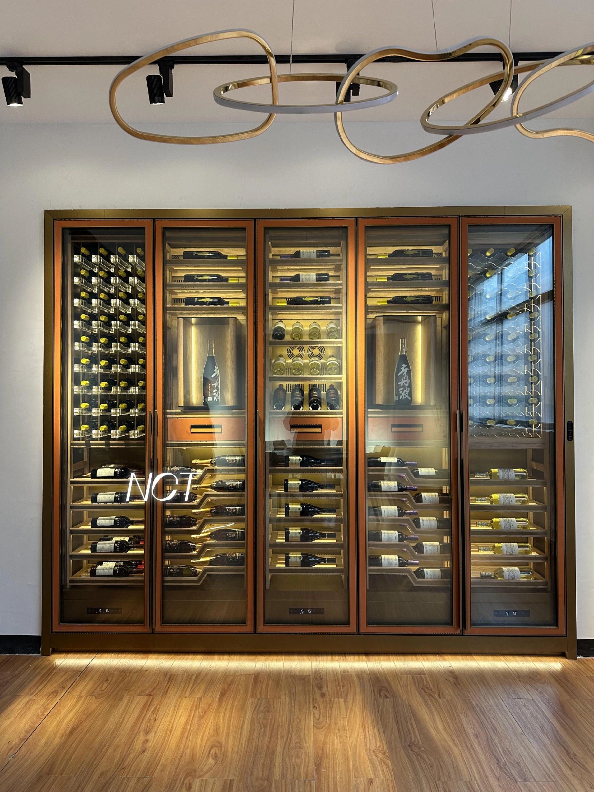不锈钢酒柜红酒柜恒温酒柜酒窖餐厅酒吧展示柜高端别墅酒柜定制