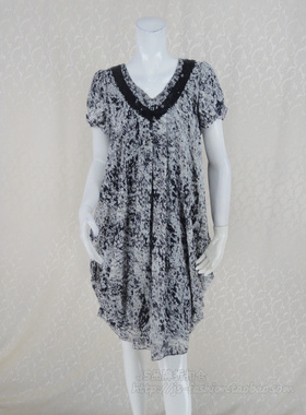 140元2件!蕾DOW正品女V领短袖雪纺亮片宽松A字连衣裙BB15229C