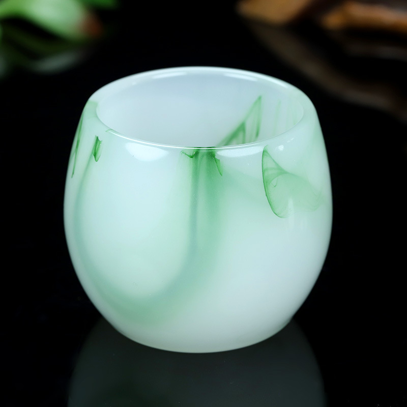 翠绿玉瓷茶杯酒杯功夫茶具养生杯