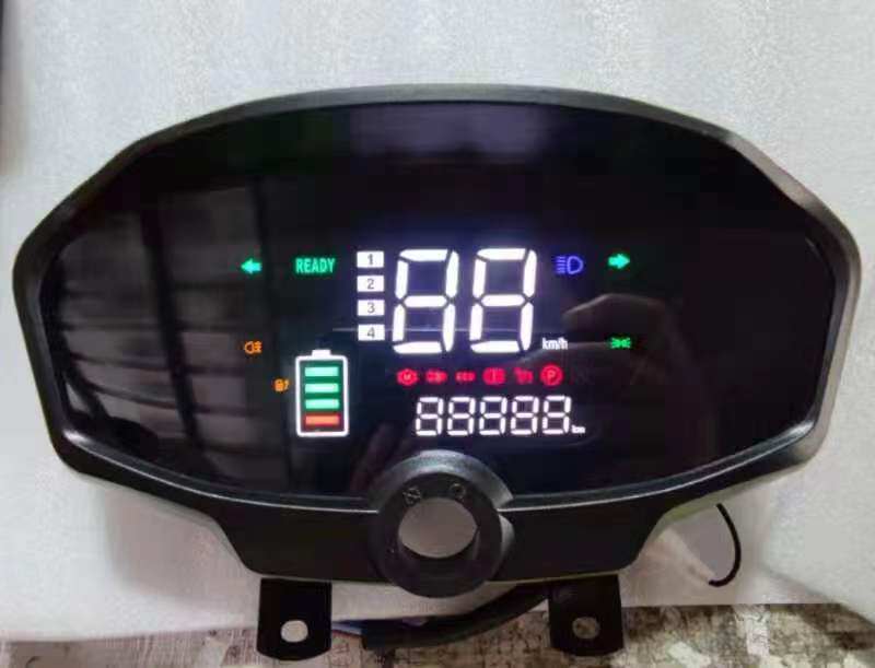 电动三轮车高端LED数码彩屏仪表48V 60V 72V通用仪表属于什么档次？