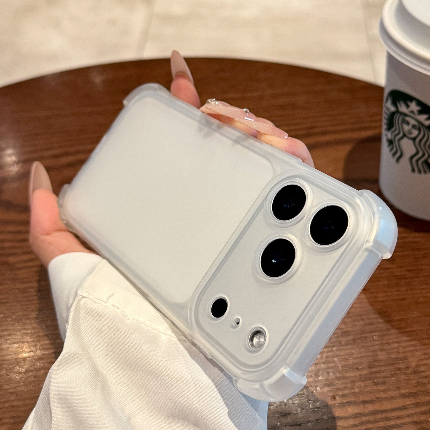 适用于苹果四角防摔冰雾手机壳