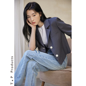 灰色小西装 ＜糖皮出品＞一万光年 饰 利落短款 撞色纽扣 撞色线装