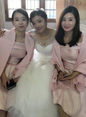 结婚红色伴娘姐妹团两用豆沙披肩