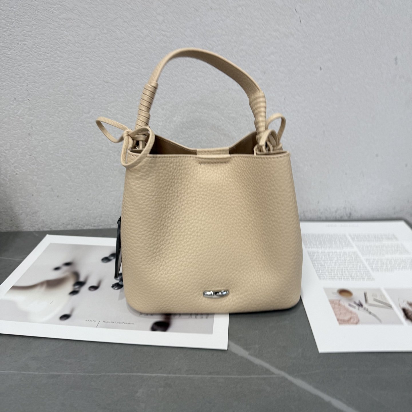 质感休闲简约风荔枝纹水桶包手提包2026新款百搭时尚单肩斜挎包女,箱包皮具/热销女包/男包,通用款女包,淘宝优惠券,粉丝福利购,淘宝优惠卷