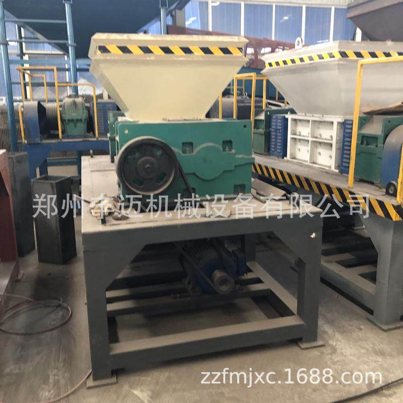 金属双轴撕碎机 废旧电路板粉碎机 小型多功能废旧塑料管件破碎机