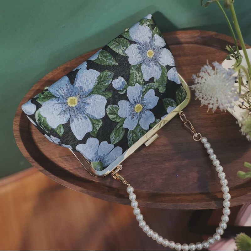 丸制 初学练手布艺口金包diy材料包公司手工活动集采旗袍包圣诞礼