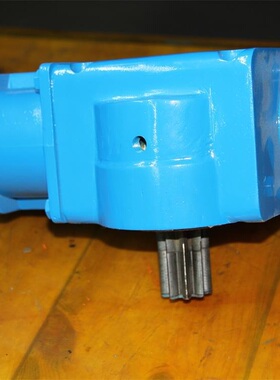 煤矿ZQJC气动架柱式钻机回转马达减速箱 轻型气动架柱式钻机配件