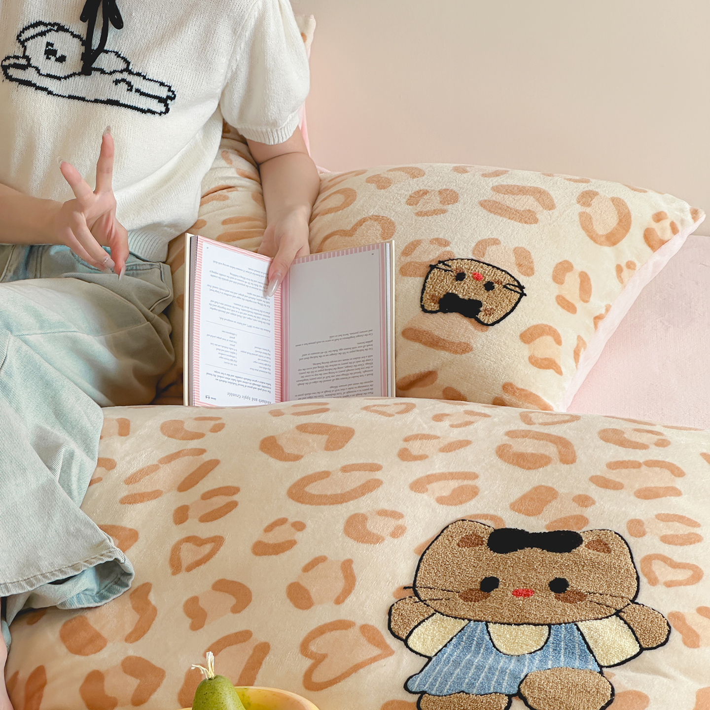 2025新款A类兔毛贴布绣毛巾绣印加绣卡通牛奶绒系列四件套DZ