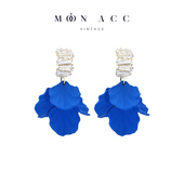 复古夸张超显白无耳洞耳夹 克莱因蓝色贝壳花瓣锆石耳环 MOON ACC