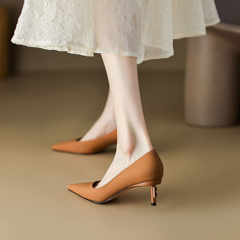 IOUYOH LIGHT BROWN SILK SHEEPSKIN HIGH HEELS WOMENS 2023 NEW VERSATILE POINTED TOE STILETTO OL SINGLE SHOES 7CM