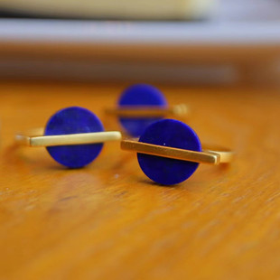 轻奢小众设计感银镀金天然青金石开口戒指法式优雅食指戒克莱因蓝