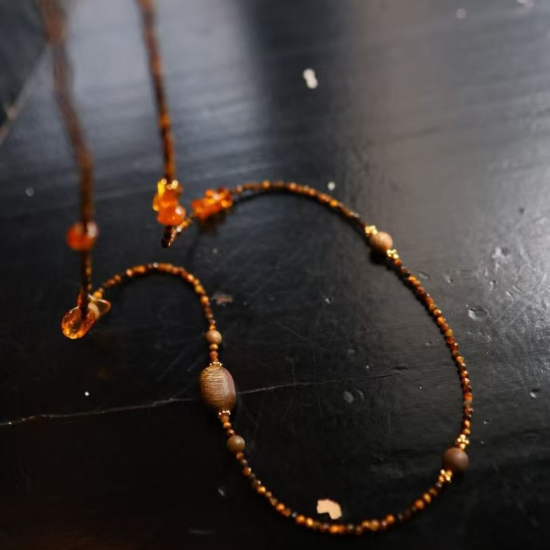 925银镀金天然虎眼石沉香琥珀高级秋冬毛衣项链长款轻奢生日礼物