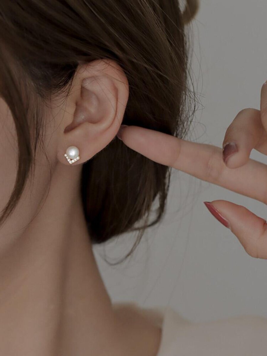 여성을 위한 새로운  진주 귀걸이 틈새 디자인 다용도 고급 저자극성 컴팩트 귀걸이