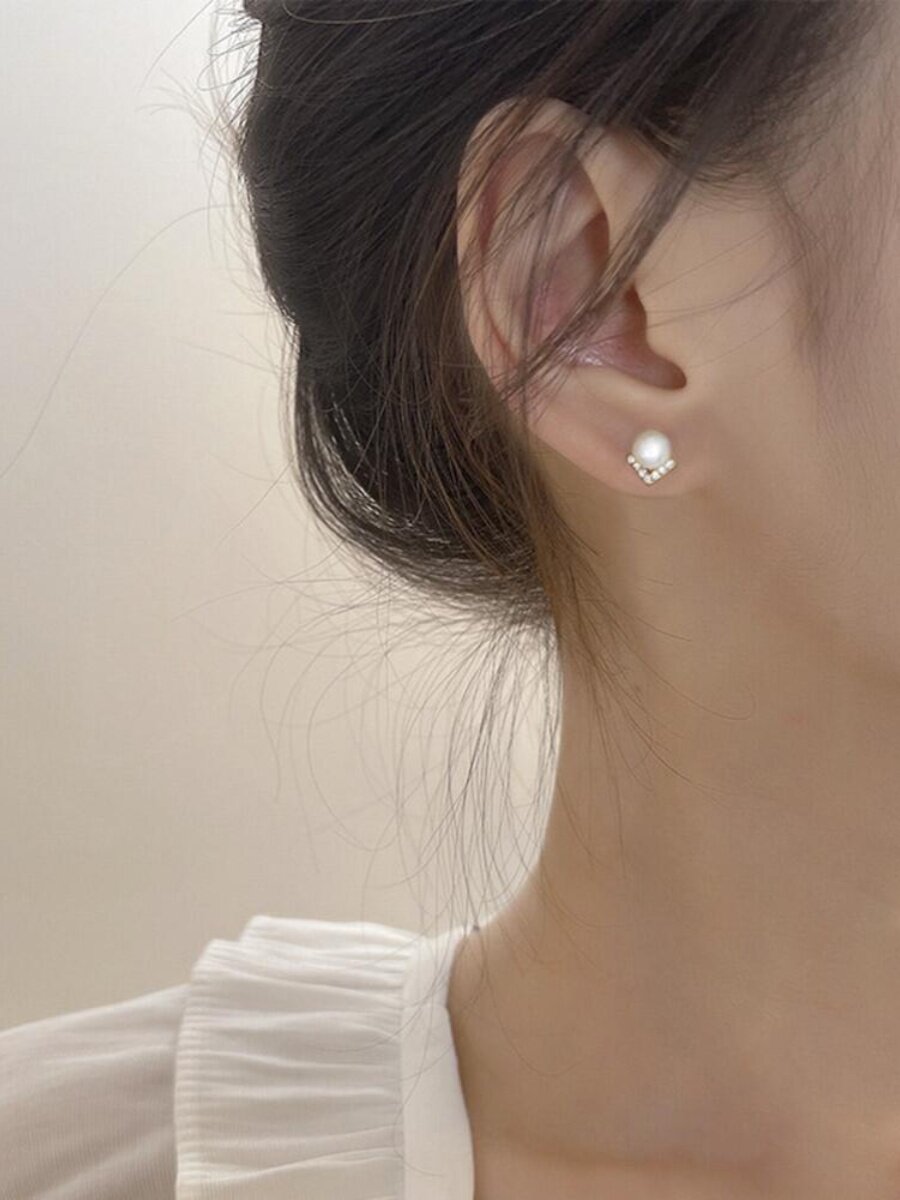 여성을 위한 새로운  진주 귀걸이 틈새 디자인 다용도 고급 저자극성 컴팩트 귀걸이