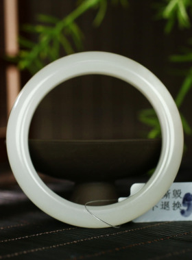 古晨和田玉浅藕粉手镯玉镯