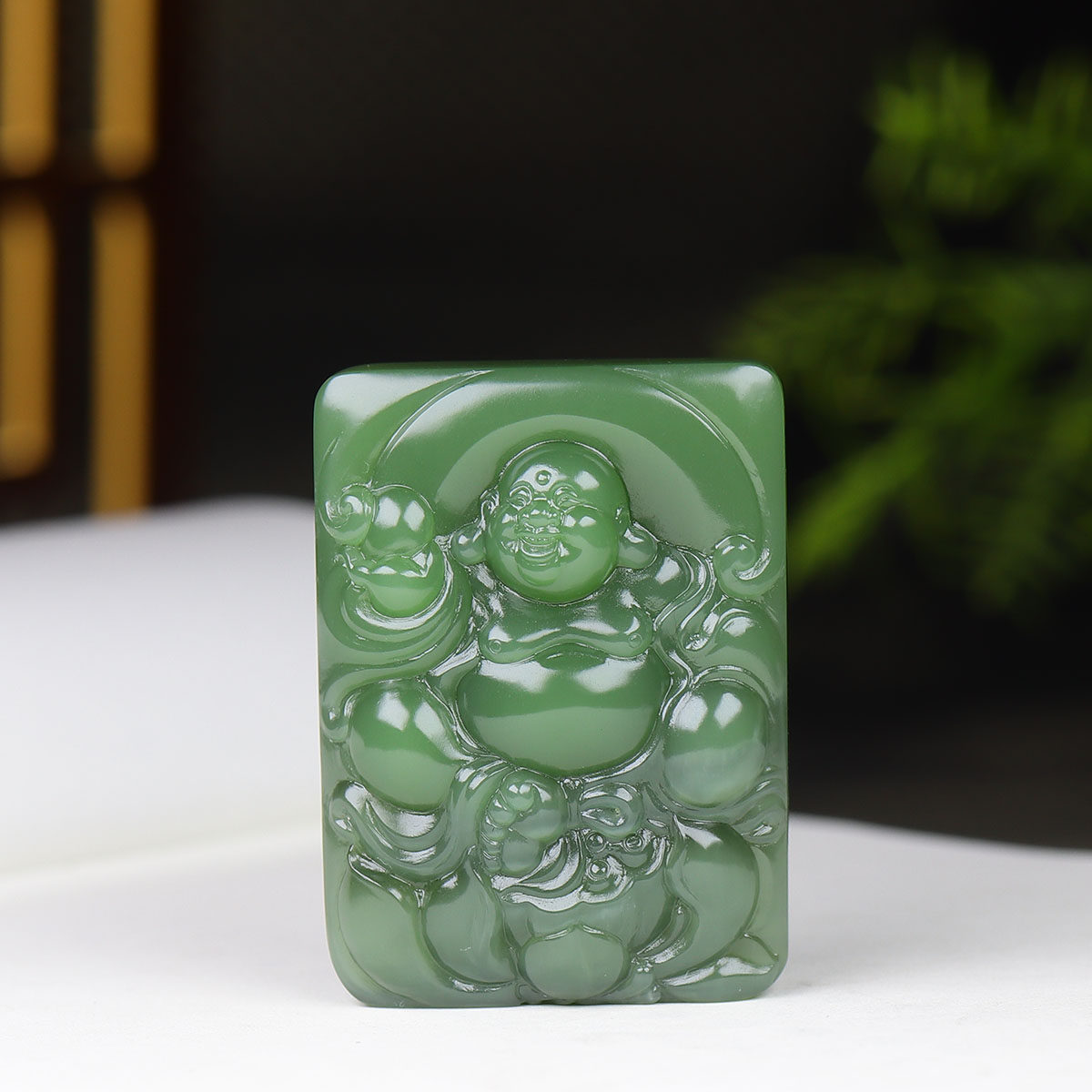 (古晨珠宝)俄罗斯和田玉猫眼碧玉弥勒佛挂件吊坠天生福相69g