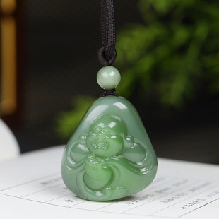 （古晨珠宝）俄罗斯和田玉阳绿碧玉弥勒佛挂件吊坠天生福相29g