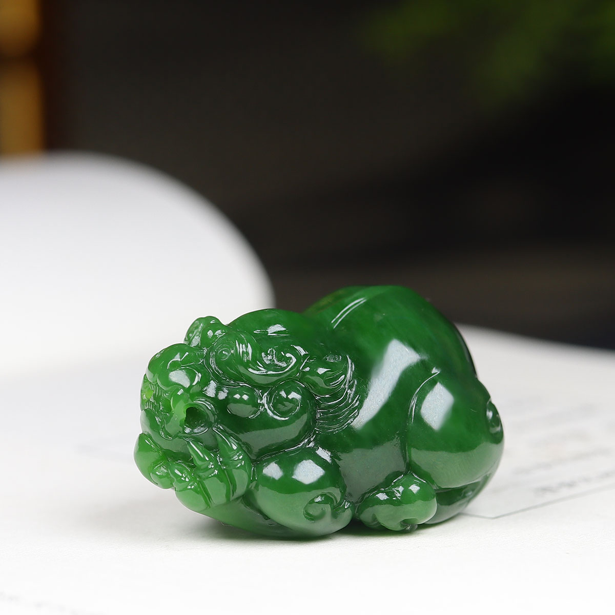 (古晨珠宝)俄罗斯和田玉粉绿碧玉貔貅挂件吊坠玉坠招财进宝55g