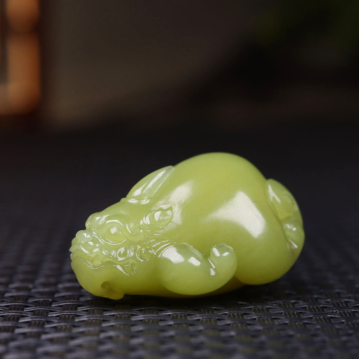 (古晨珠宝)新疆和田玉诺羌黄玉鸡油黄貔貅挂件吊坠38g