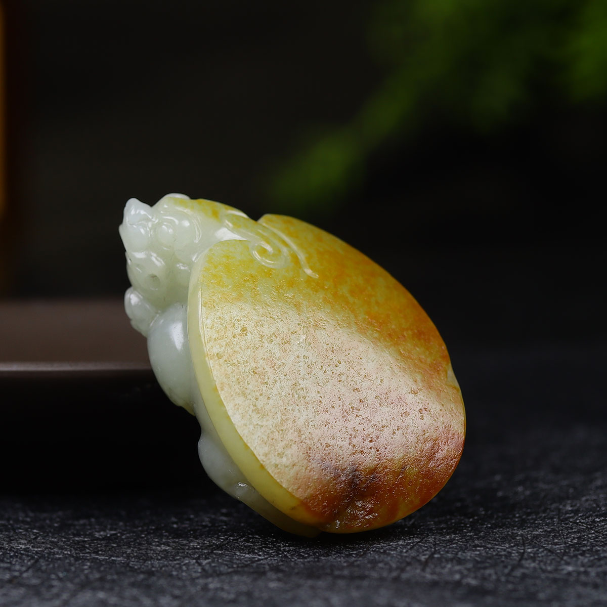 (古晨珠宝)新疆和田玉白玉籽料龙龟挂件吊坠玉坠瑞兽赐福57g