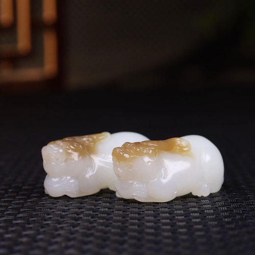 （古晨珠宝）新疆和田玉糖白玉貔貅挂件吊坠玉坠一对招财进宝66g